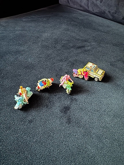 Product image 1 of 2