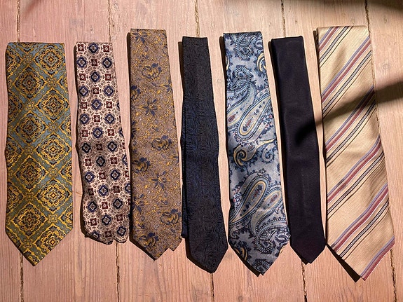 Product image 1 of 7