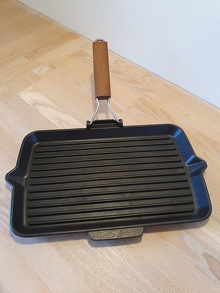 Product image 1 of 2