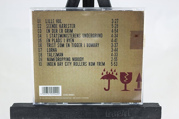 Product image 2 of 3