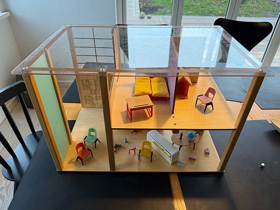 Product image 1 of 2