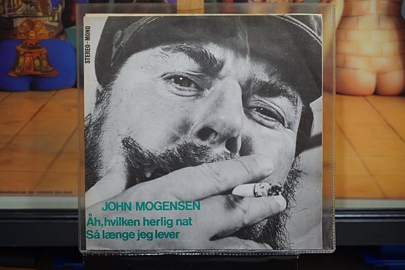 Product image 1 of 2