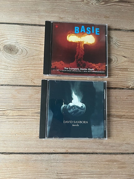 Product image 1 of 2