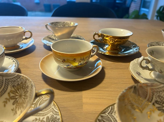 Product image 1 of 6