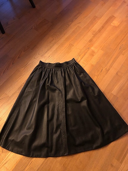 Product image 1 of 9