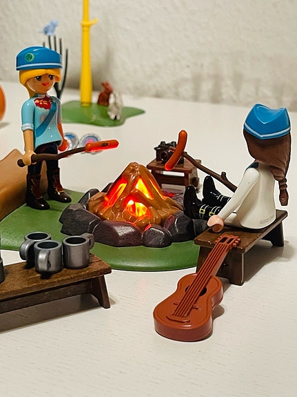 Product image 1 of 8