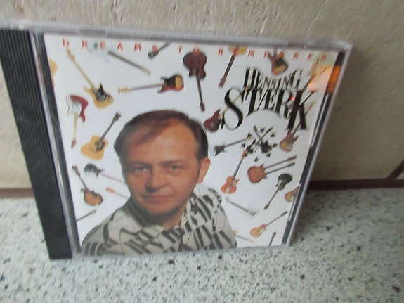 Product image 1 of 4