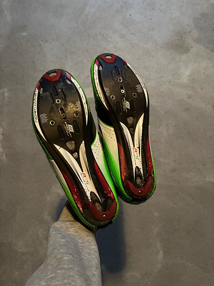 Product image 1 of 4