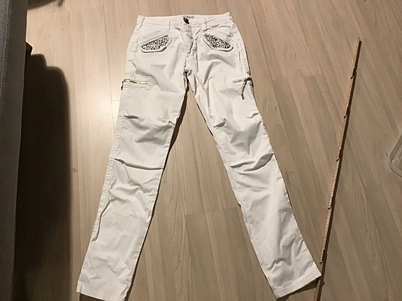 Product image 1 of 7