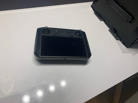 Product image 1 of 3