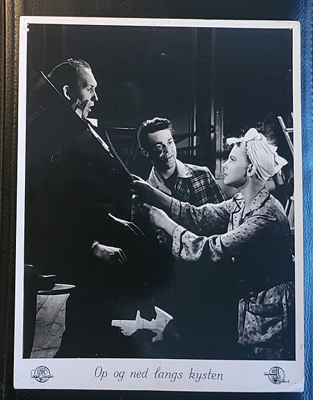 Product image 1 of 2