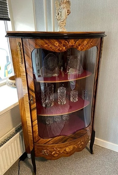 Product image 1 of 8