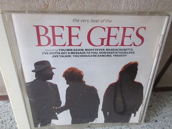 Product image 1 of 4