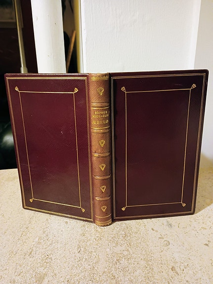 Product image 1 of 8