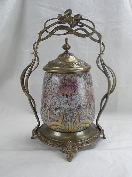 Product image 1 of 8