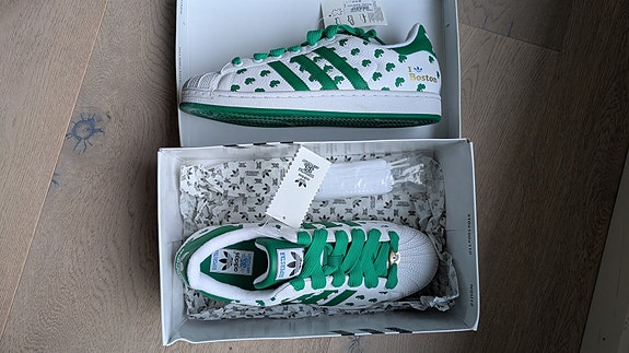 Product image 1 of 8