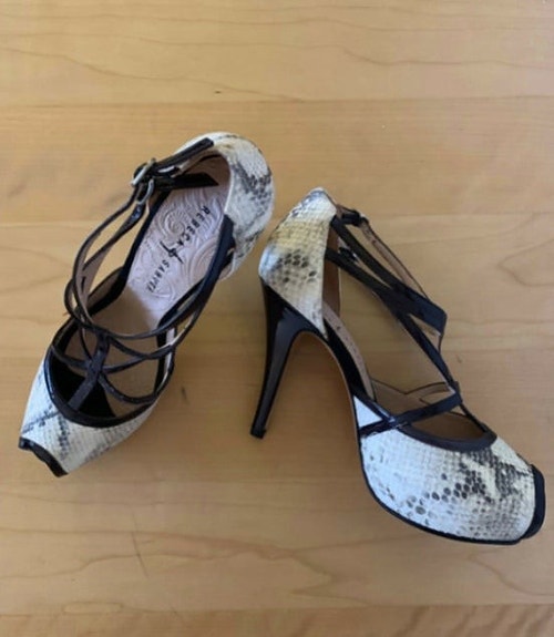 Product image 1 of 4