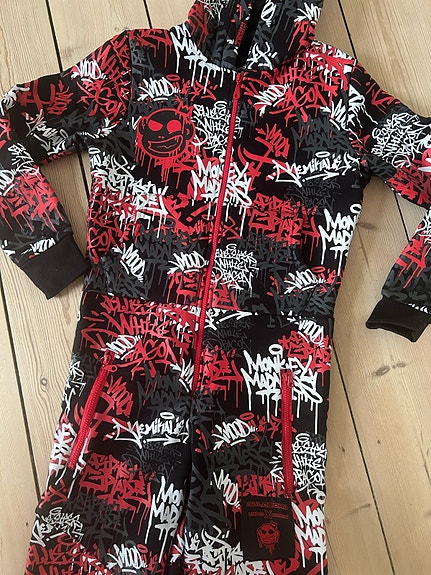 Product image 1 of 2