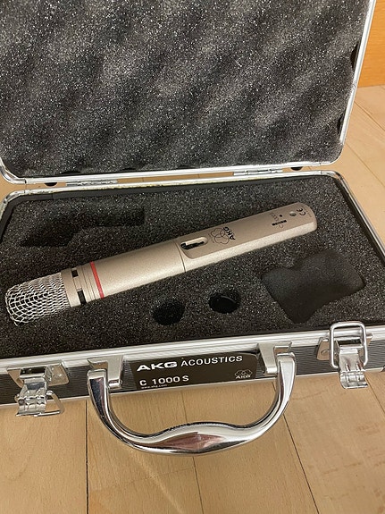 Product image 1 of 3