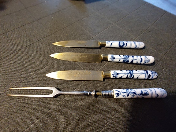 Product image 1 of 4