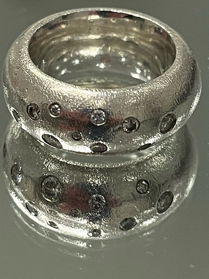 Product image 1 of 8