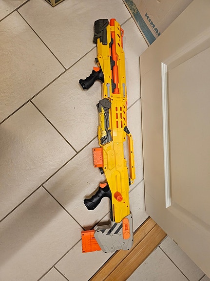 Product image 1 of 3