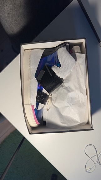 Product image 1 of 7