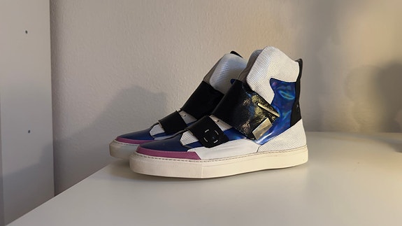 Product image 2 of 7