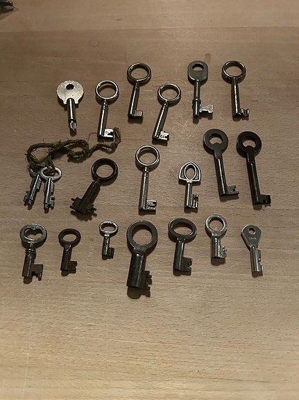 Product image 1 of 6