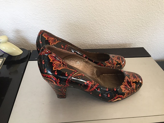 Product image 1 of 4