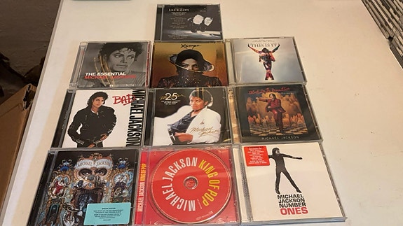 Product image 1 of 2