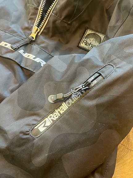 Product image 3 of 6