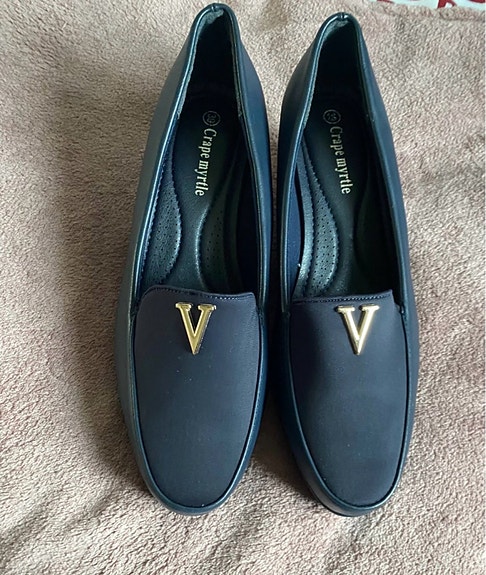 Product image 1 of 8