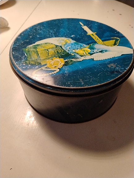 Product image 1 of 2