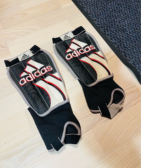 Product image 1 of 3