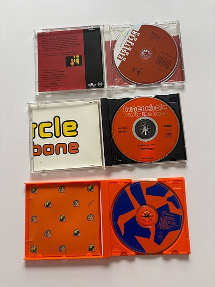 Product image 2 of 3