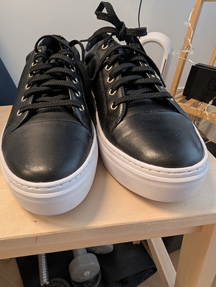 Product image 1 of 6