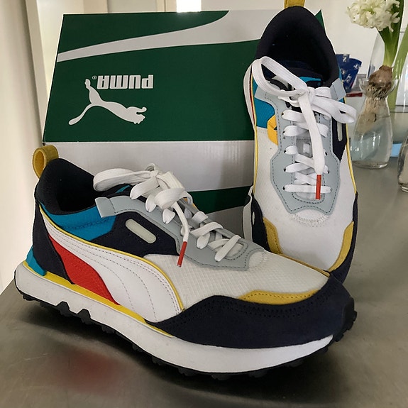 Product image 1 of 4