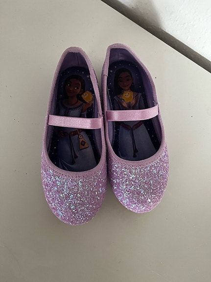 Product image 1 of 4