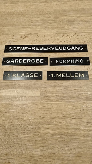 Product image 1 of 7