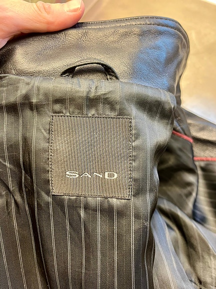 Product image 3 of 6