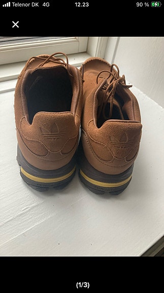 Product image 1 of 3