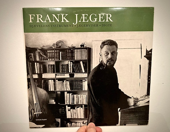 Product image 1 of 2