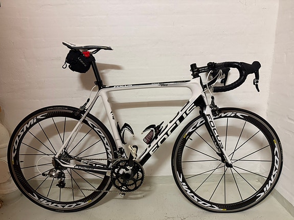 Product image 1 of 8