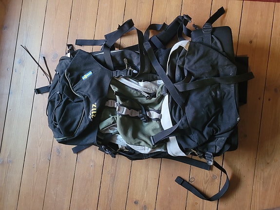 Product image 1 of 2