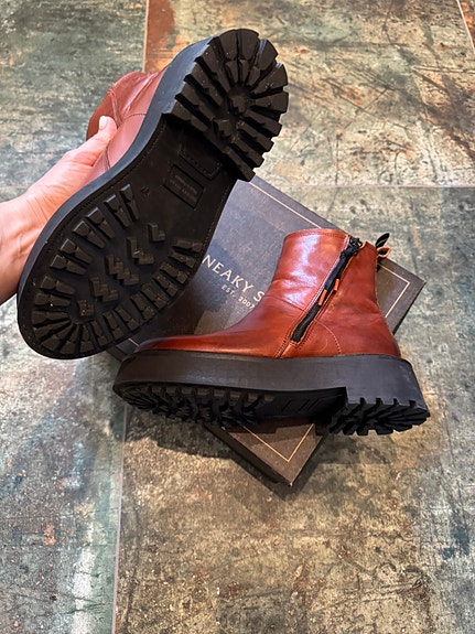 Product image 5 of 9