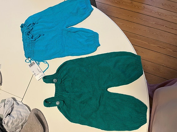 Product image 1 of 3