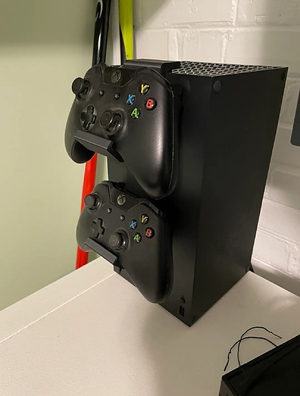 Product image 1 of 2