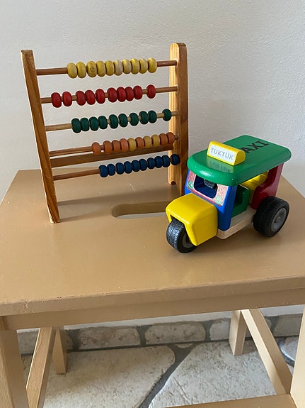 Product image 1 of 2