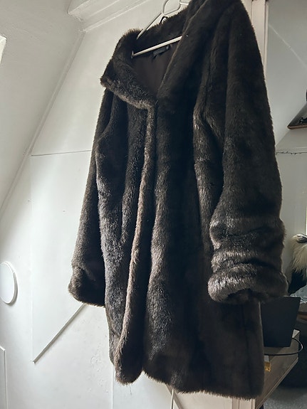 Product image 1 of 7